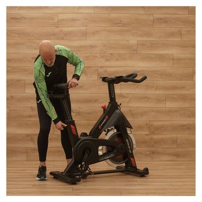 Vélo Indoor BH Vanquish Cycling - Roue d'inertie 20kg - Frein à friction - Poids max 150kg
