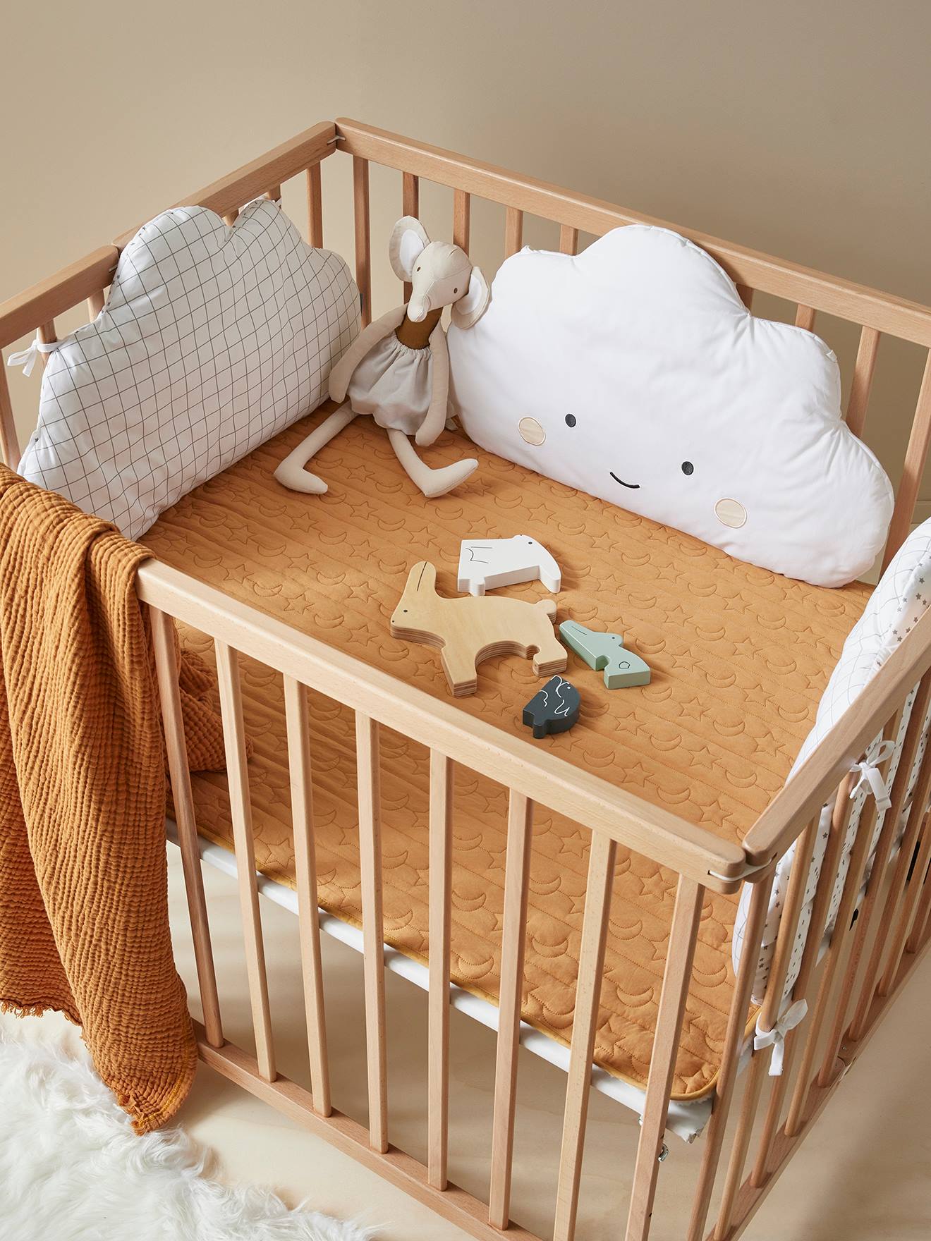 Pára-choque modular para berço Nuage d'Etoiles branco claro liso com motivos
