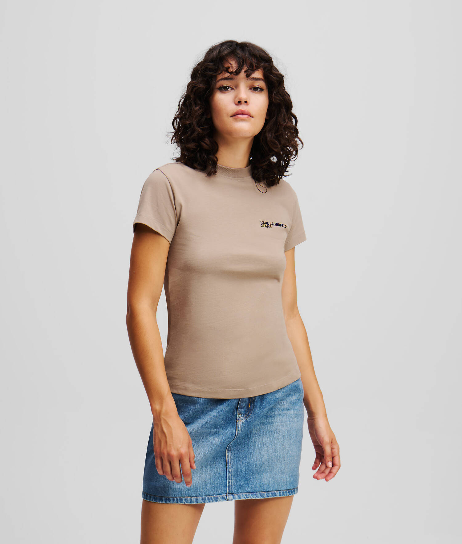 T-SHIRT AJUSTÉ