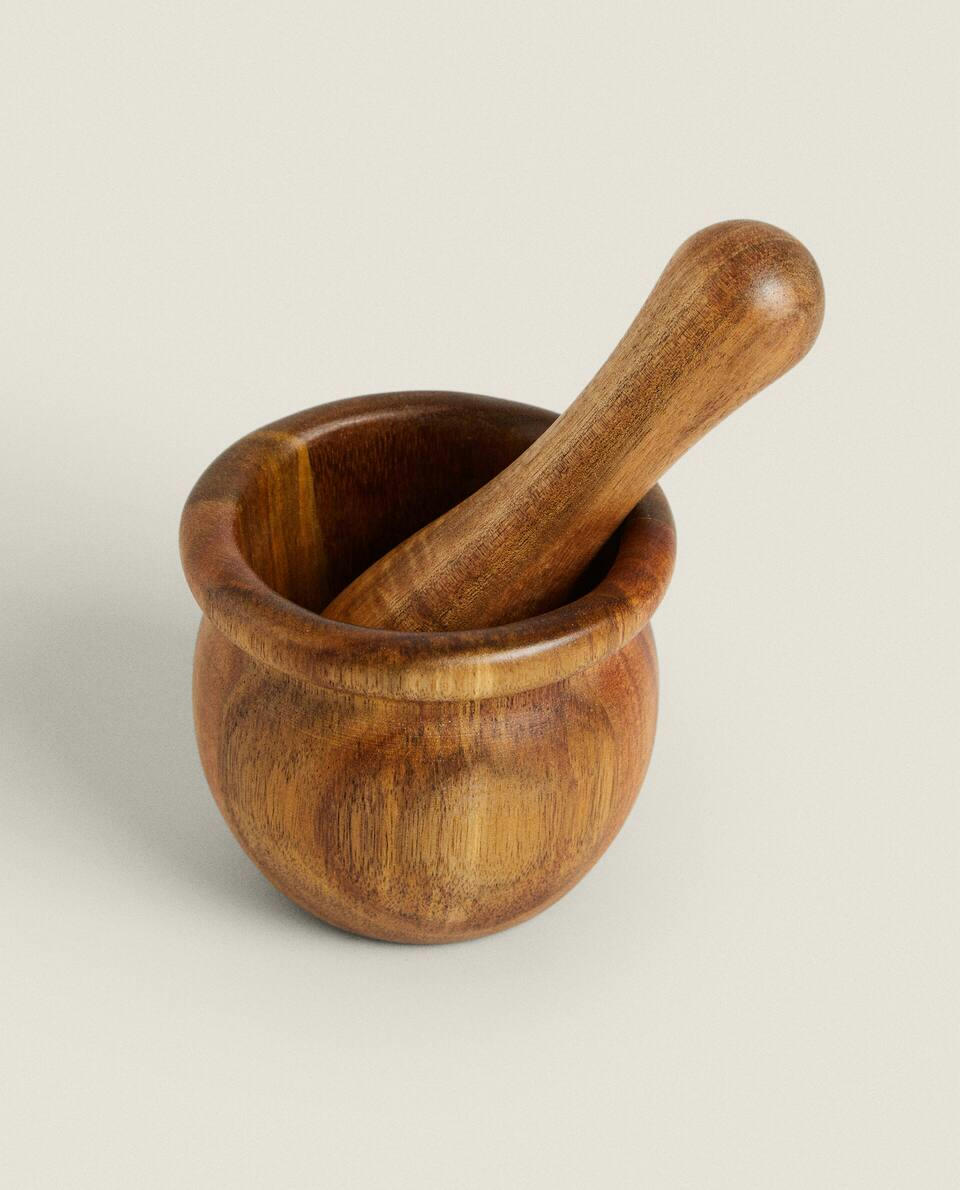 PILÃO E ALMOFADA DE MADEIRA