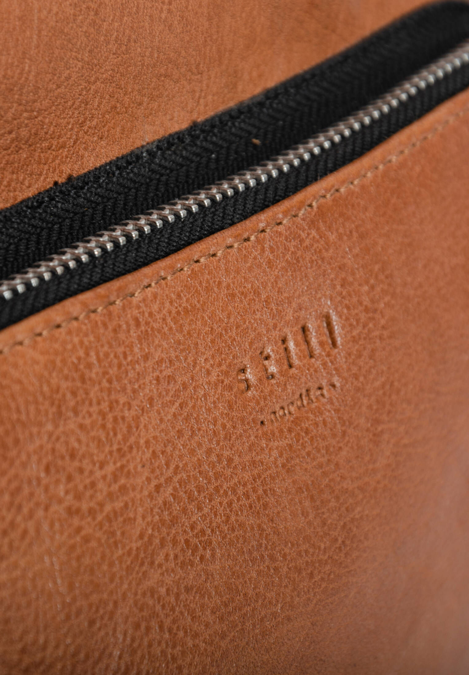 still nordic| Damen Umhängetasche stillAnouk Boxy Crossbody