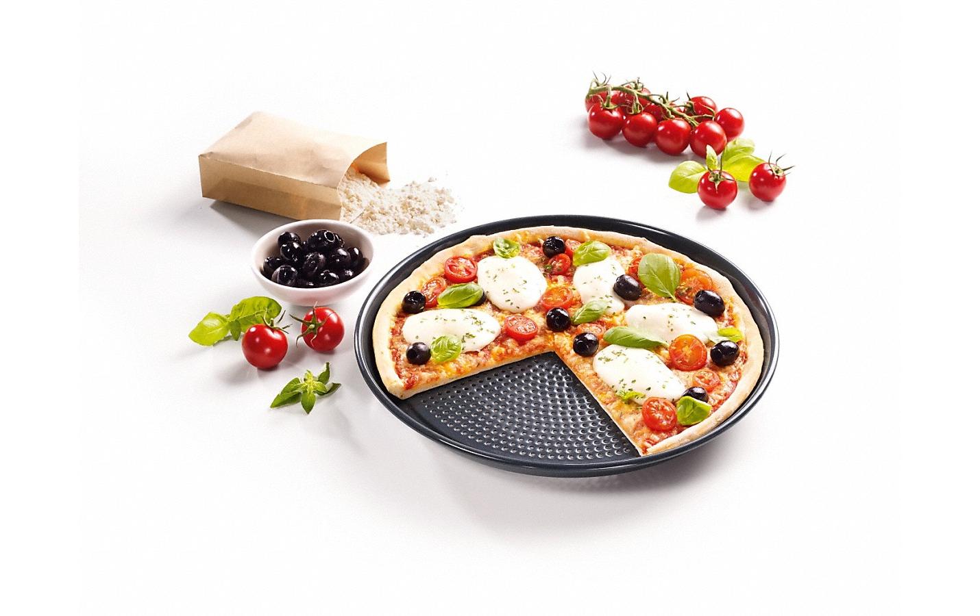 Wähen-Backform HBFP 27-1 Gelocht, SchwarzRunde Backform zur Zubereitung von Brötchen, Croissants oder Pizzen
