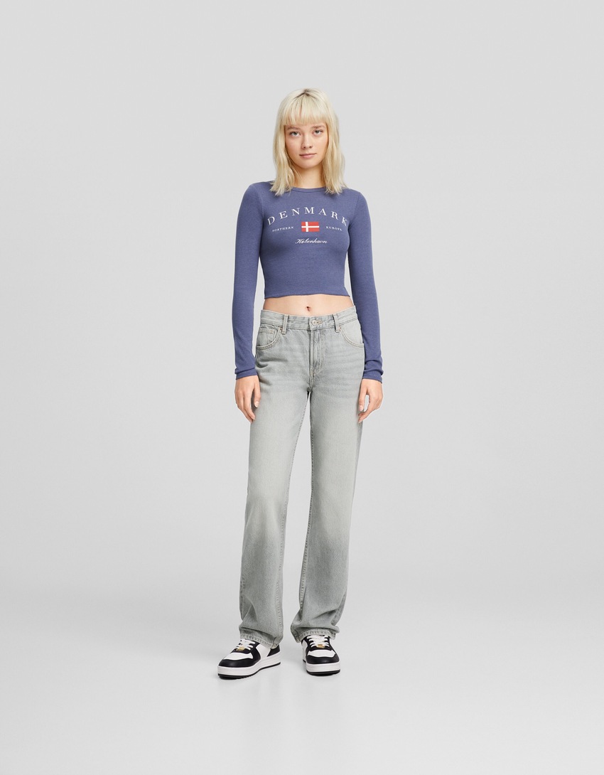 calça jeans de corte reto