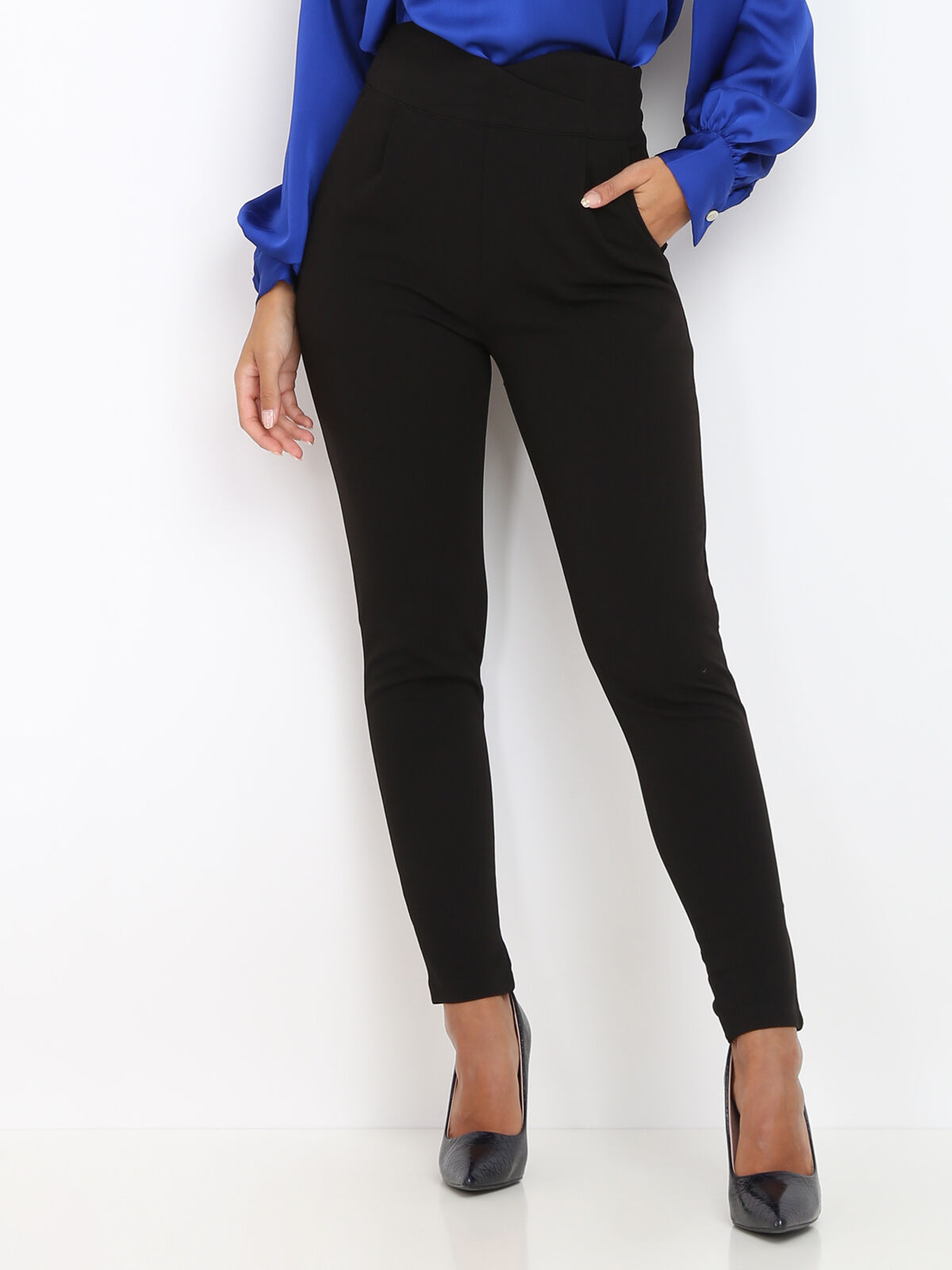 Pantalon uni taille haute- Noir
