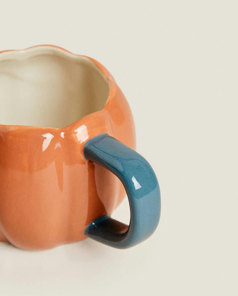 CANECA INFANTIL DE ABÓBORA PARA O HALLOWEEN