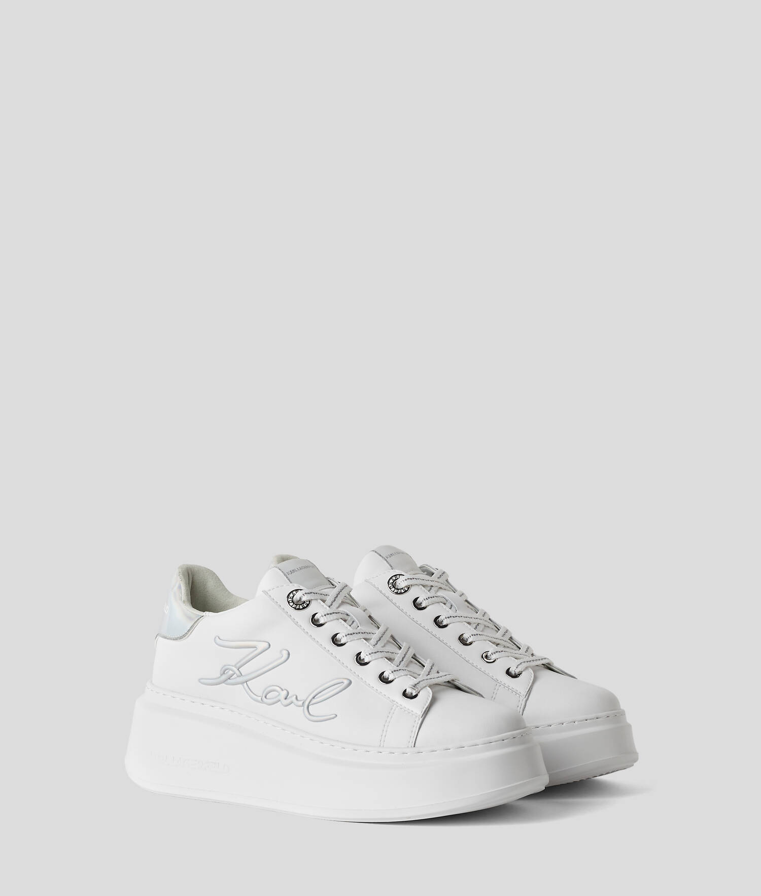 BASKETS EN CUIR ANAKAPRI SIGNIA