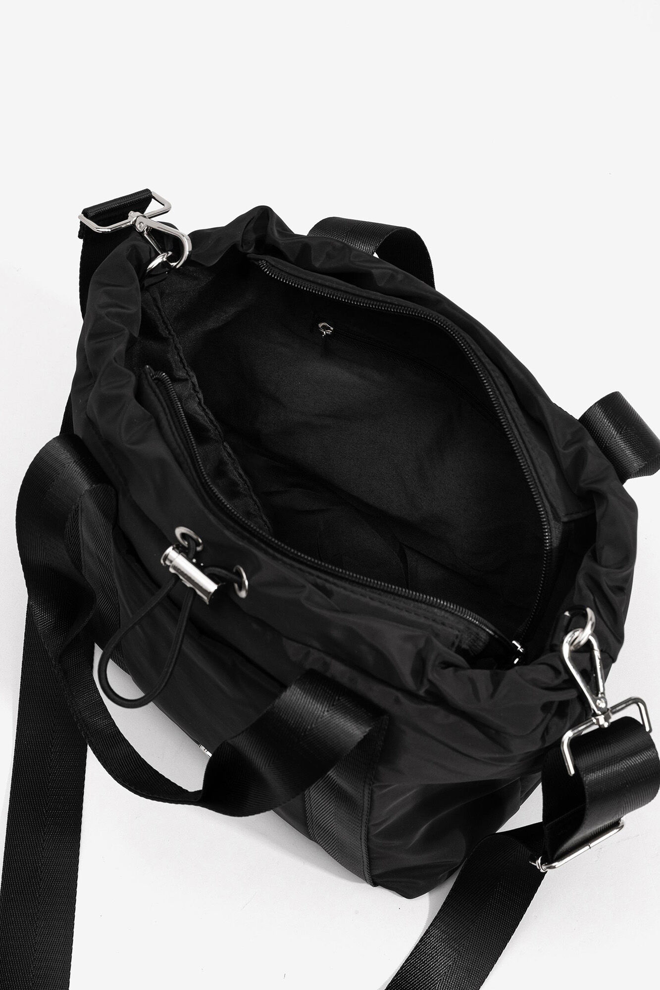 Bolsa urbana de nylon com elástico - preta