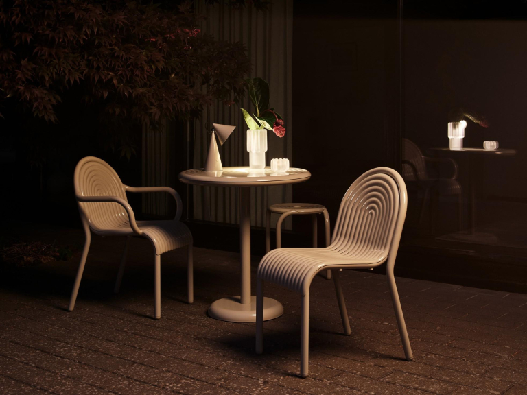 Tom Dixon Groove Round tuintafel Ø69,7 Moss
