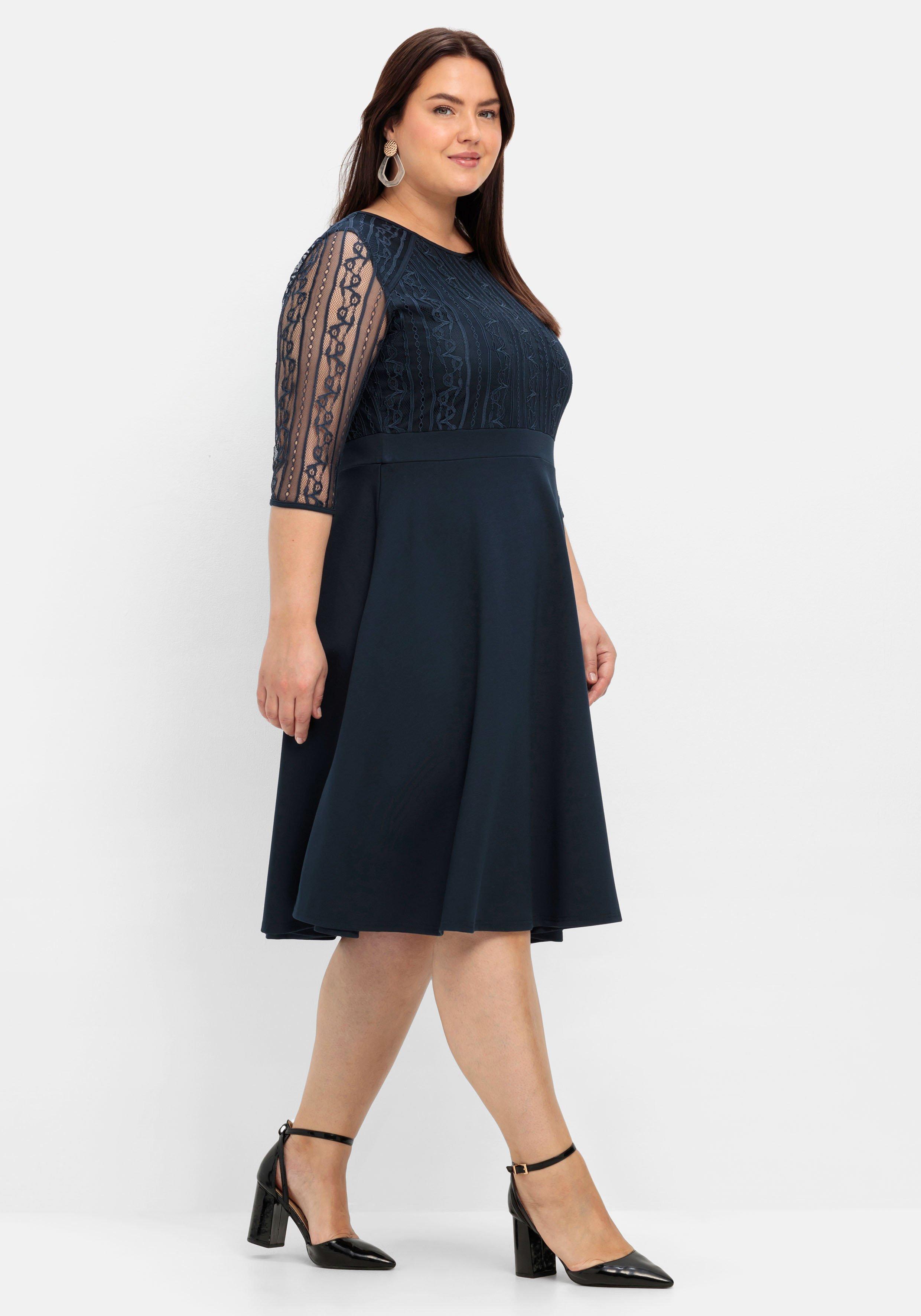 Cocktailkleid mit floraler Spitze und Chiffon-Ärmeln