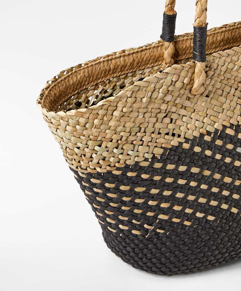 cesta de palha