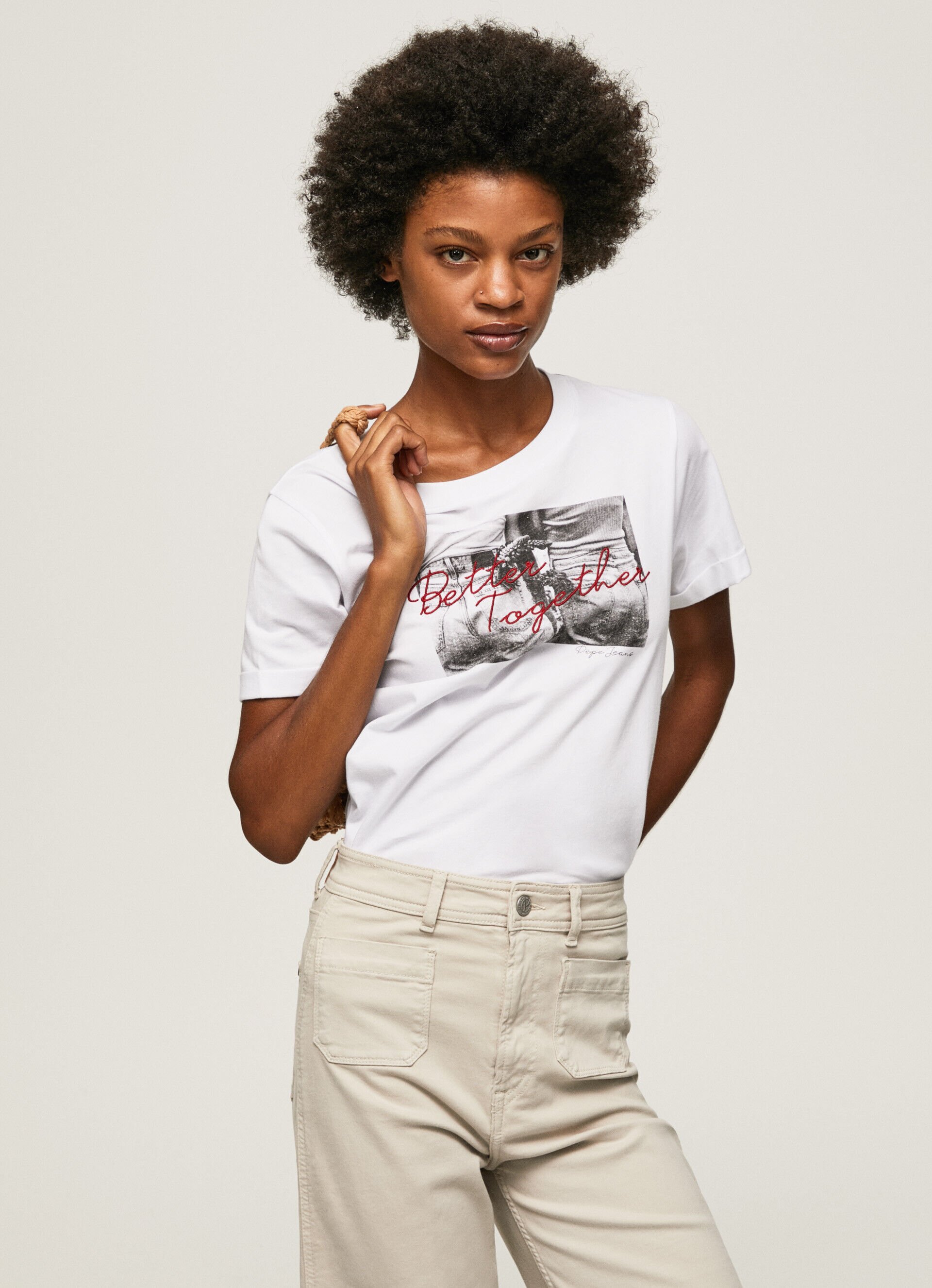 CAMISETA COM ESTAMPA FOTOGRÁFICA - branca