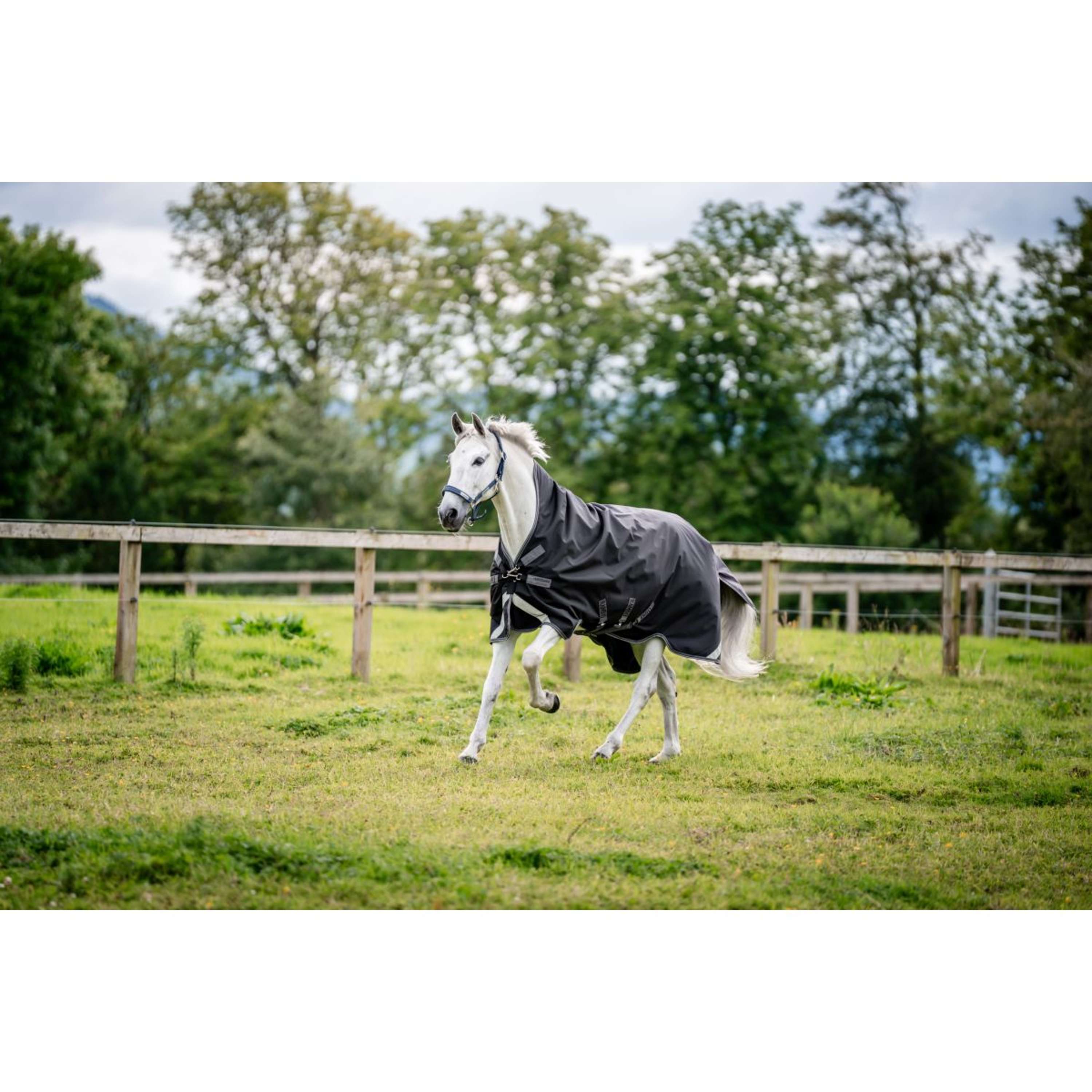 Rambo Wug Turnout Med 200g Black/Thunderstorm Grey