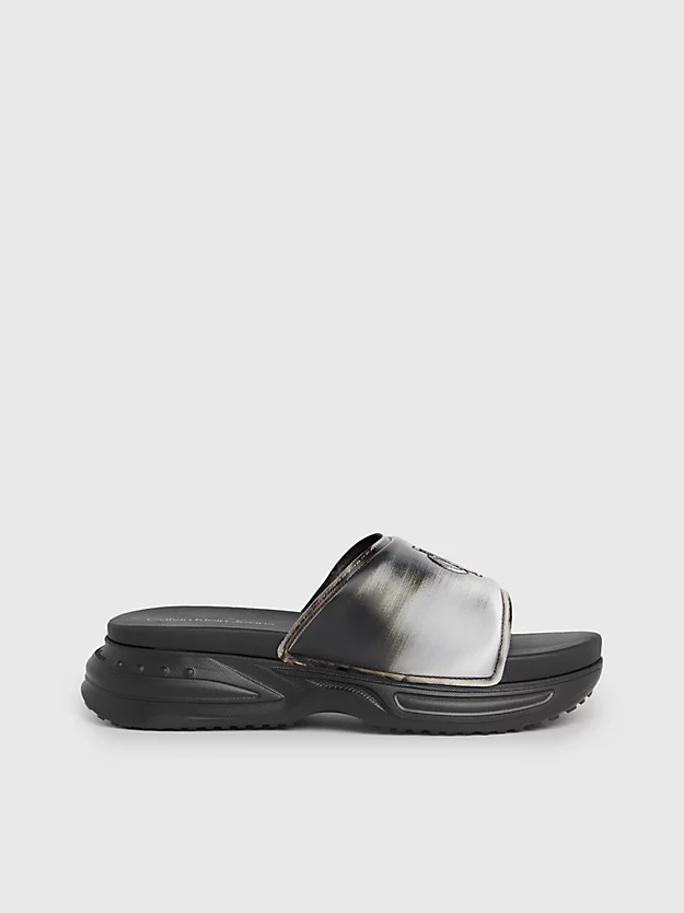 Pantufas com logotipo lenticular