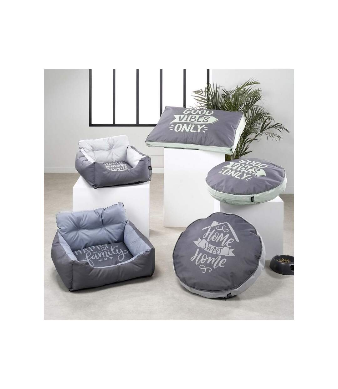 Paris Prix - Coussin Pour Chien & Chat happy Family 60cm Bleu