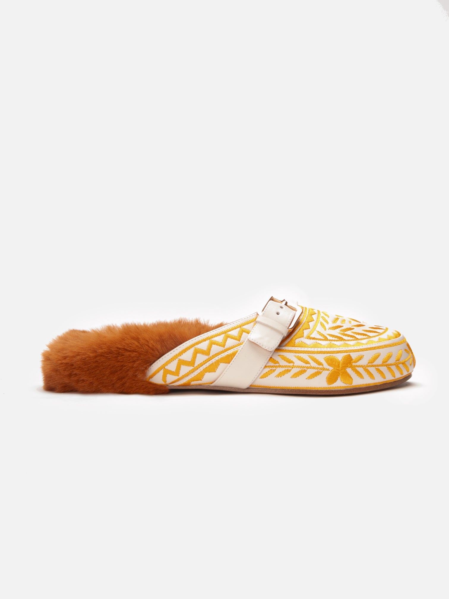 QUASHA, white