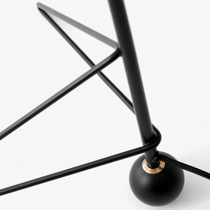 &Tradition - Tripod HM9 Tischleuchte, schwarz matt