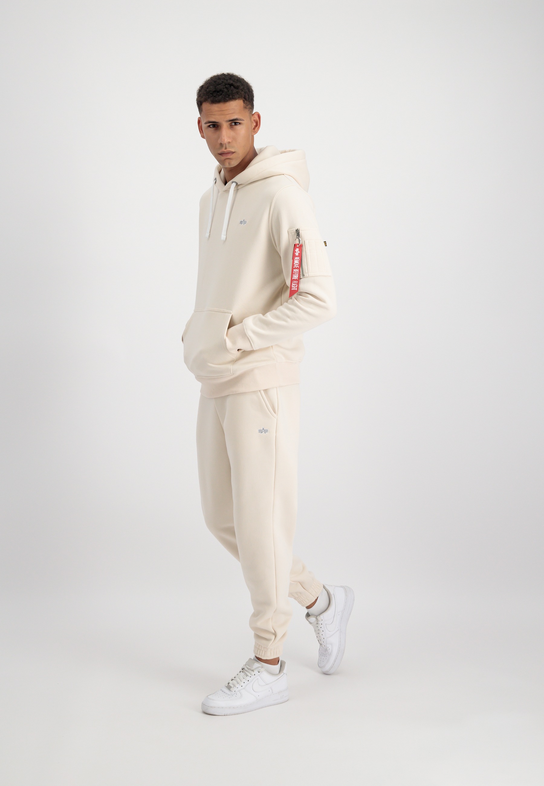 Alpha Industries Jogginghose »Unisex EMB Jogger«