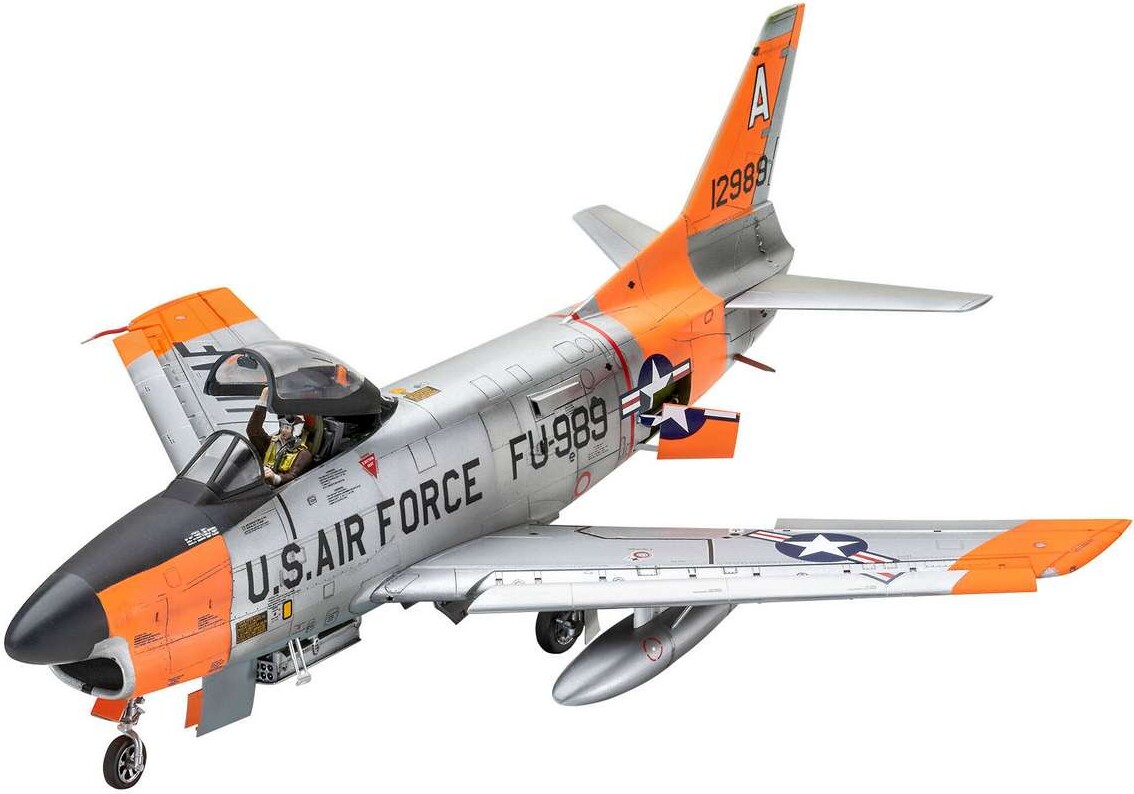 Revell - F-86D Sabre Dog Modelfly Byggesæt - 1:48 - Level 4 - 63832
