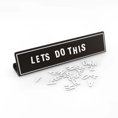 Mini magnetic letterboard