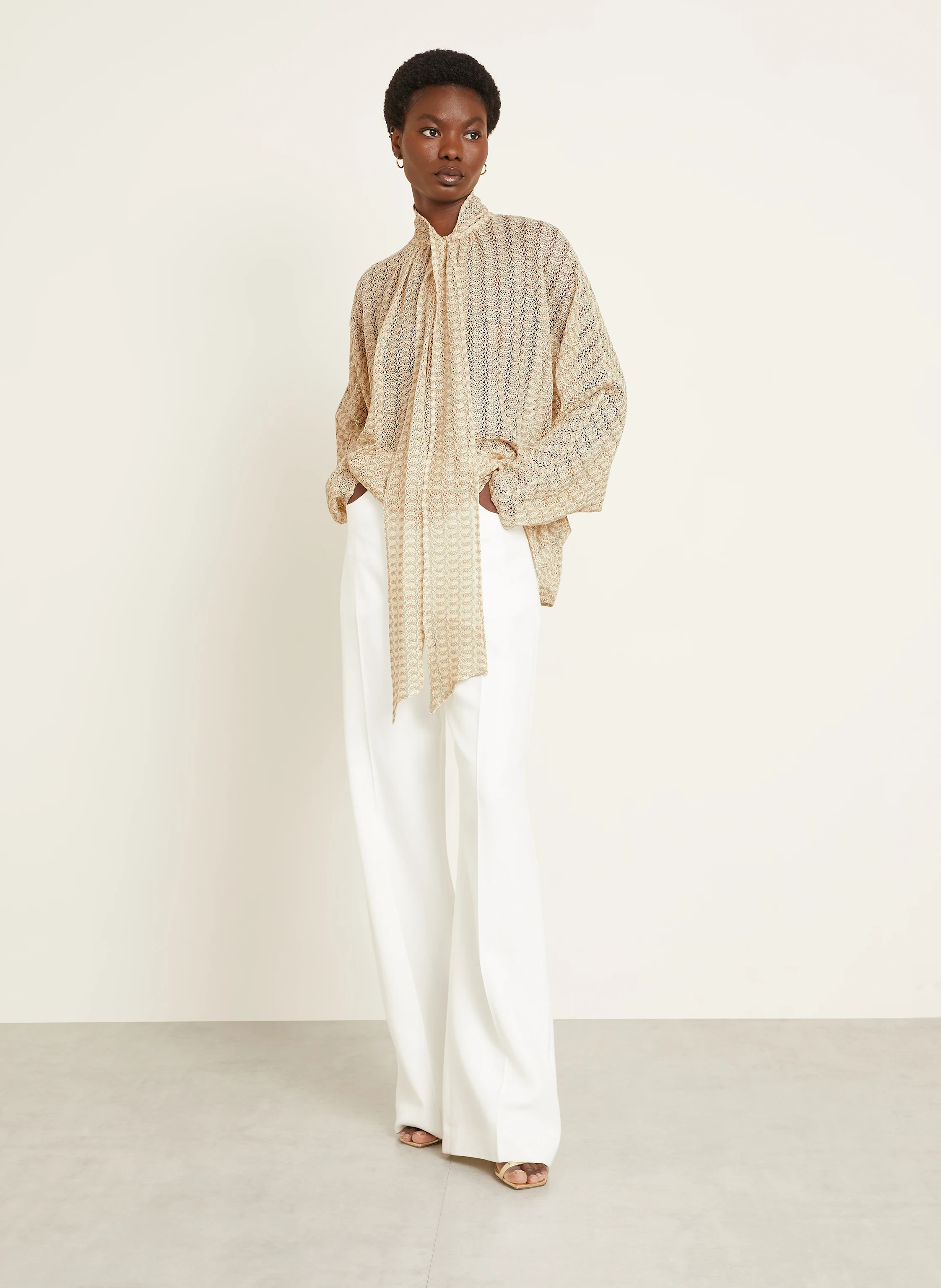 MISSONI Häkelbluse mit Schluppe und Glitzergarn