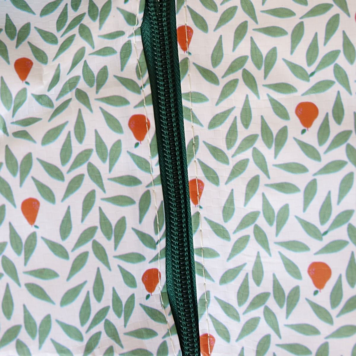 Sac de rangement motifs poires  Petit toi