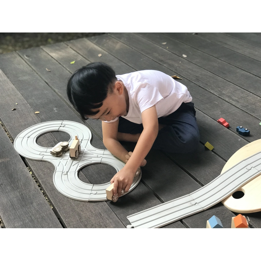 PlanToys Straßen und Schienen Set groß