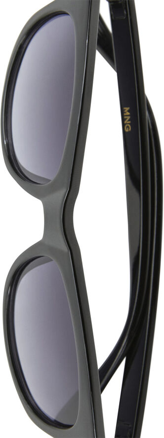 MANGO SUNGLASSES. -- SIBA Black
