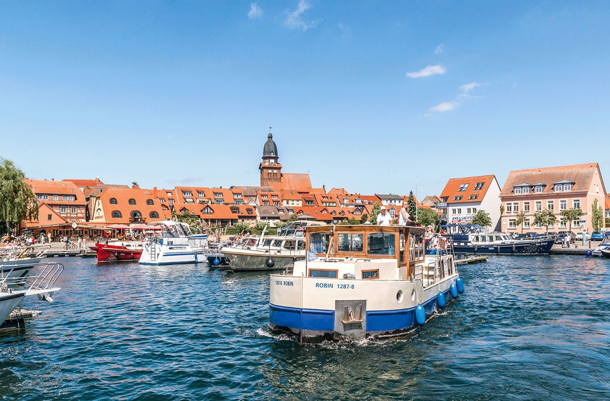 Hausboot-Übernachtung Rechlin