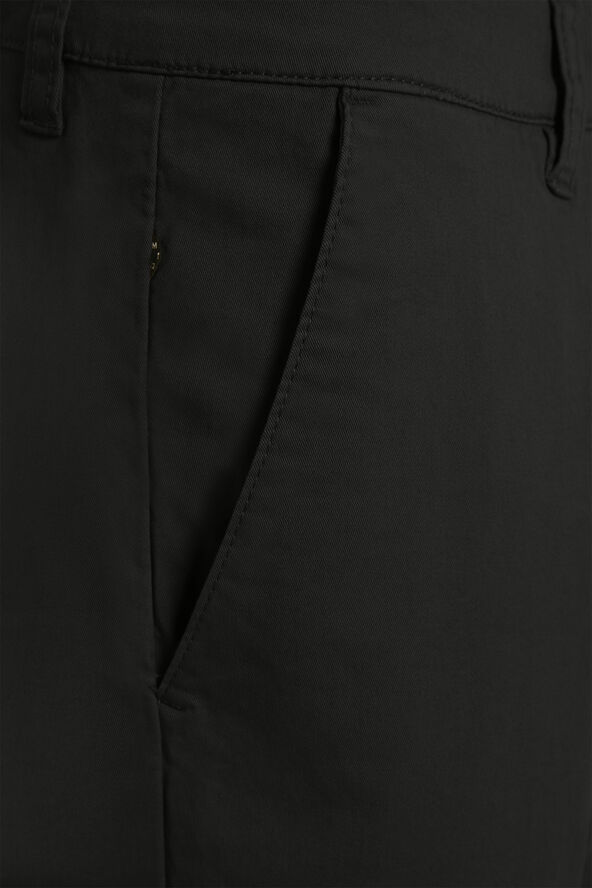Matinique Paul Black