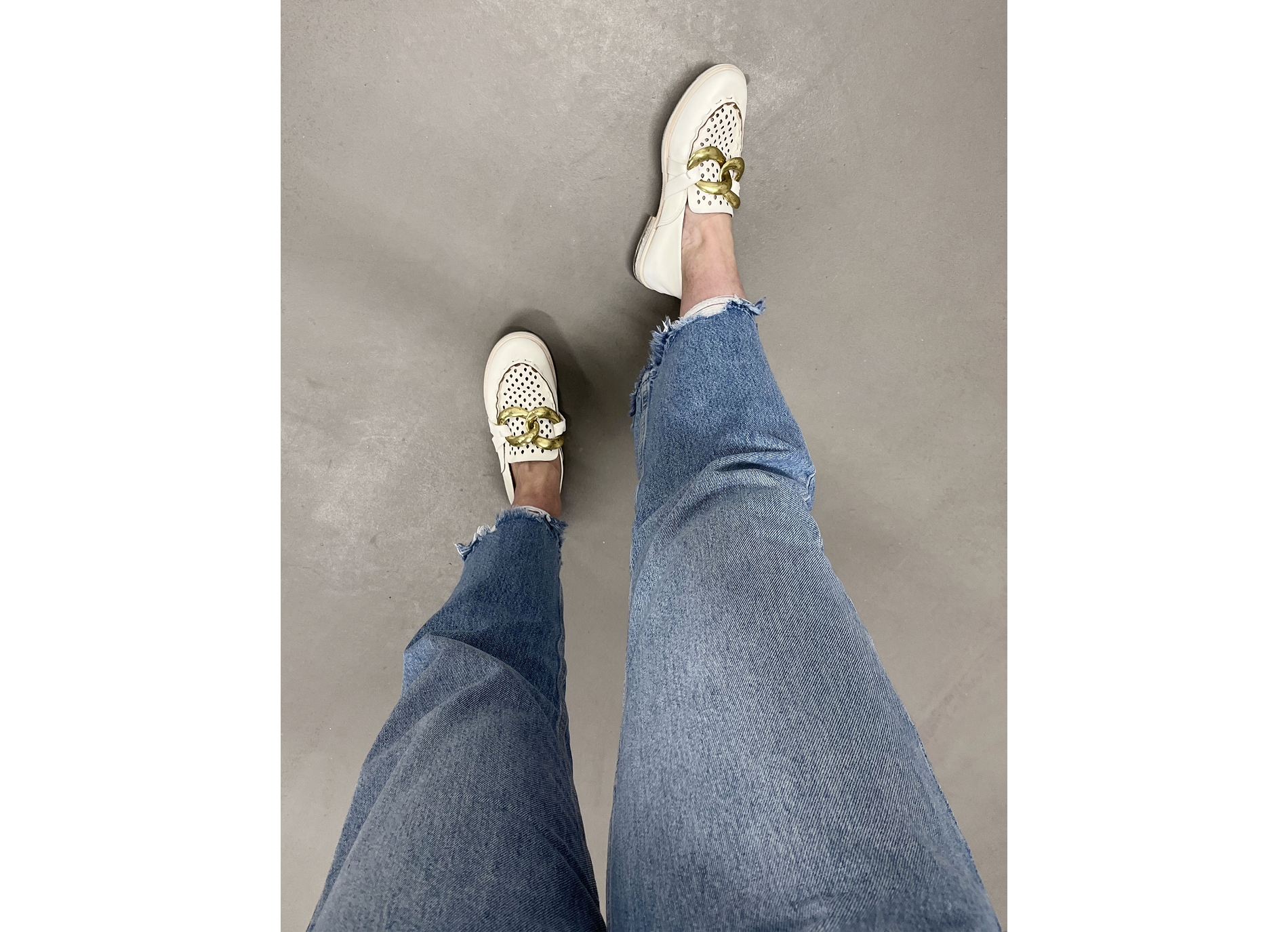 630149 blanc