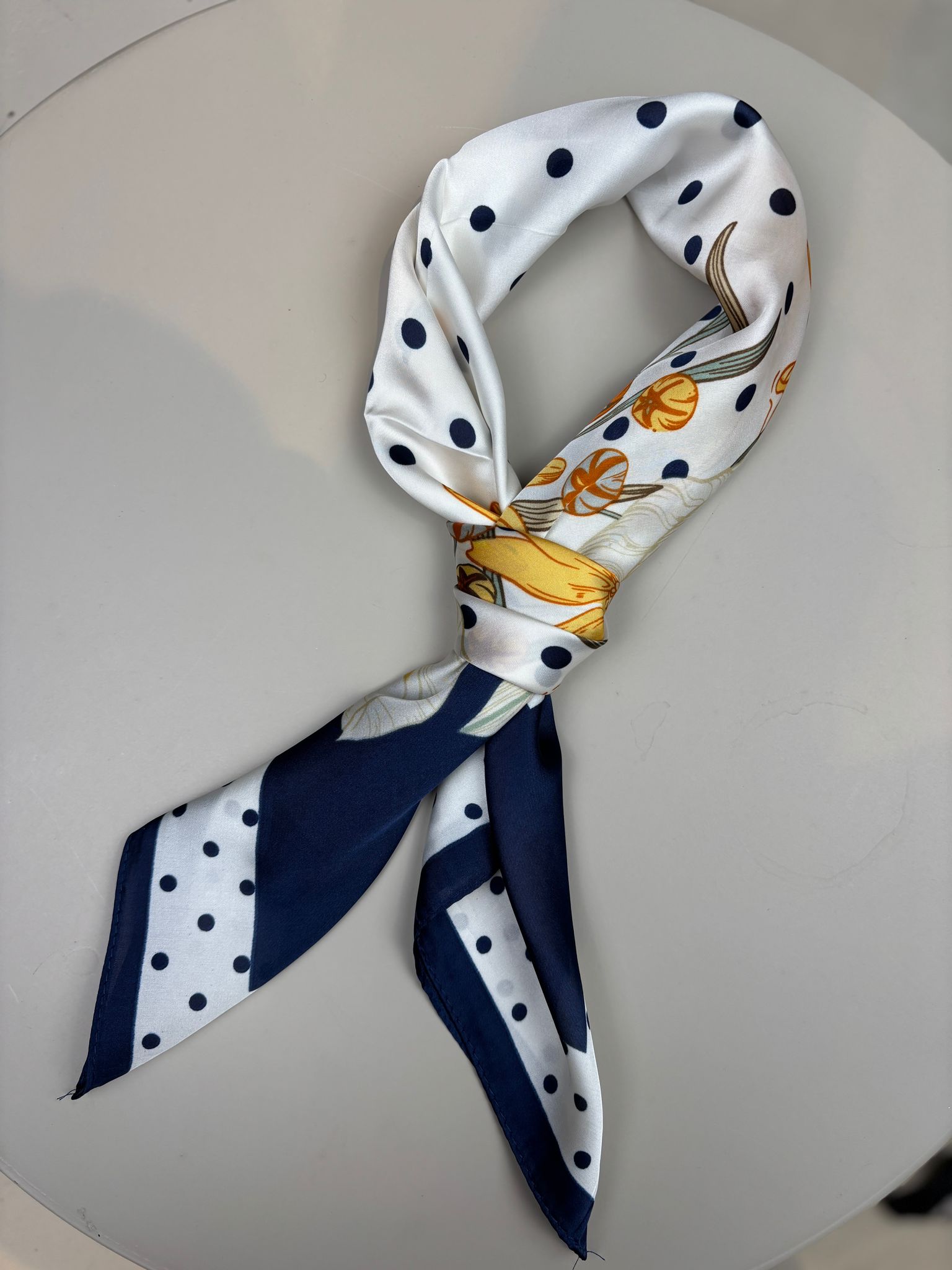 Sjaaltje - Dots Navy