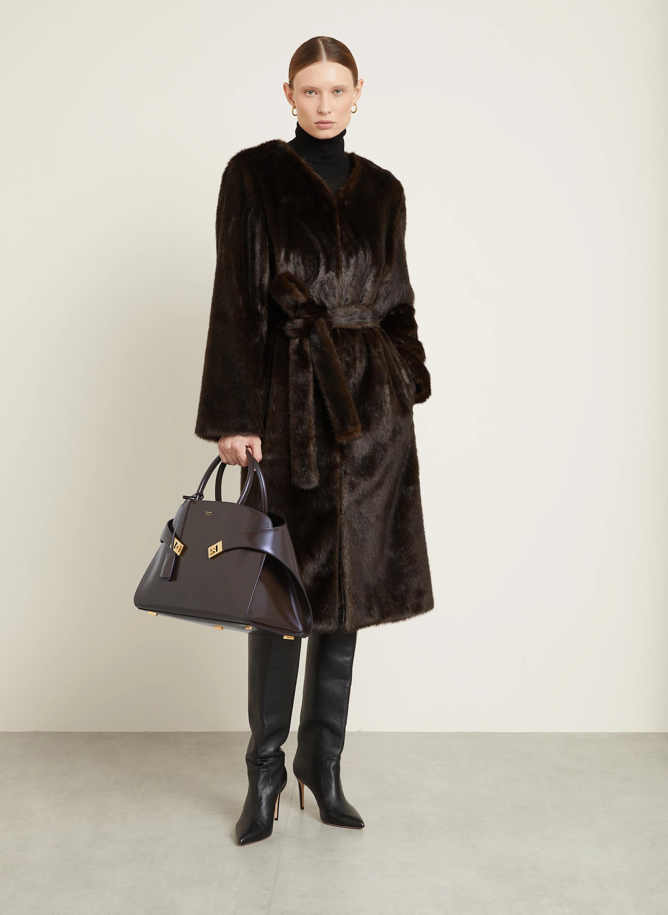 FERRAGAMO Handtasche HUG VANITY