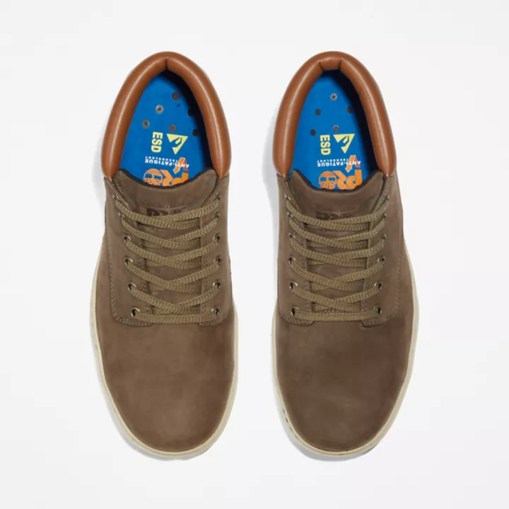 Bota de trabalho Timberland PRO Disruptor com biqueira de aço, modelo Chukka, para homem, na cor marrom.