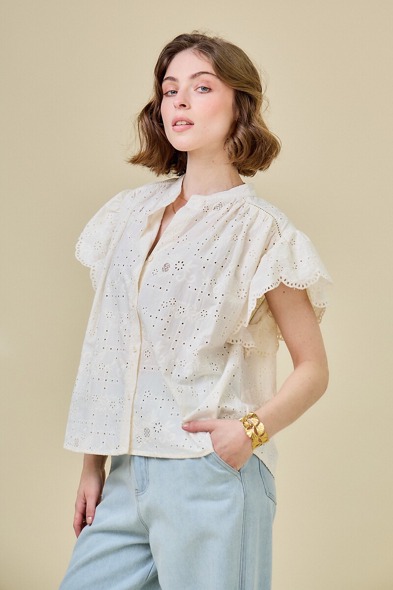 ATÉ BREVE<br>Blusa de manga curta bordada