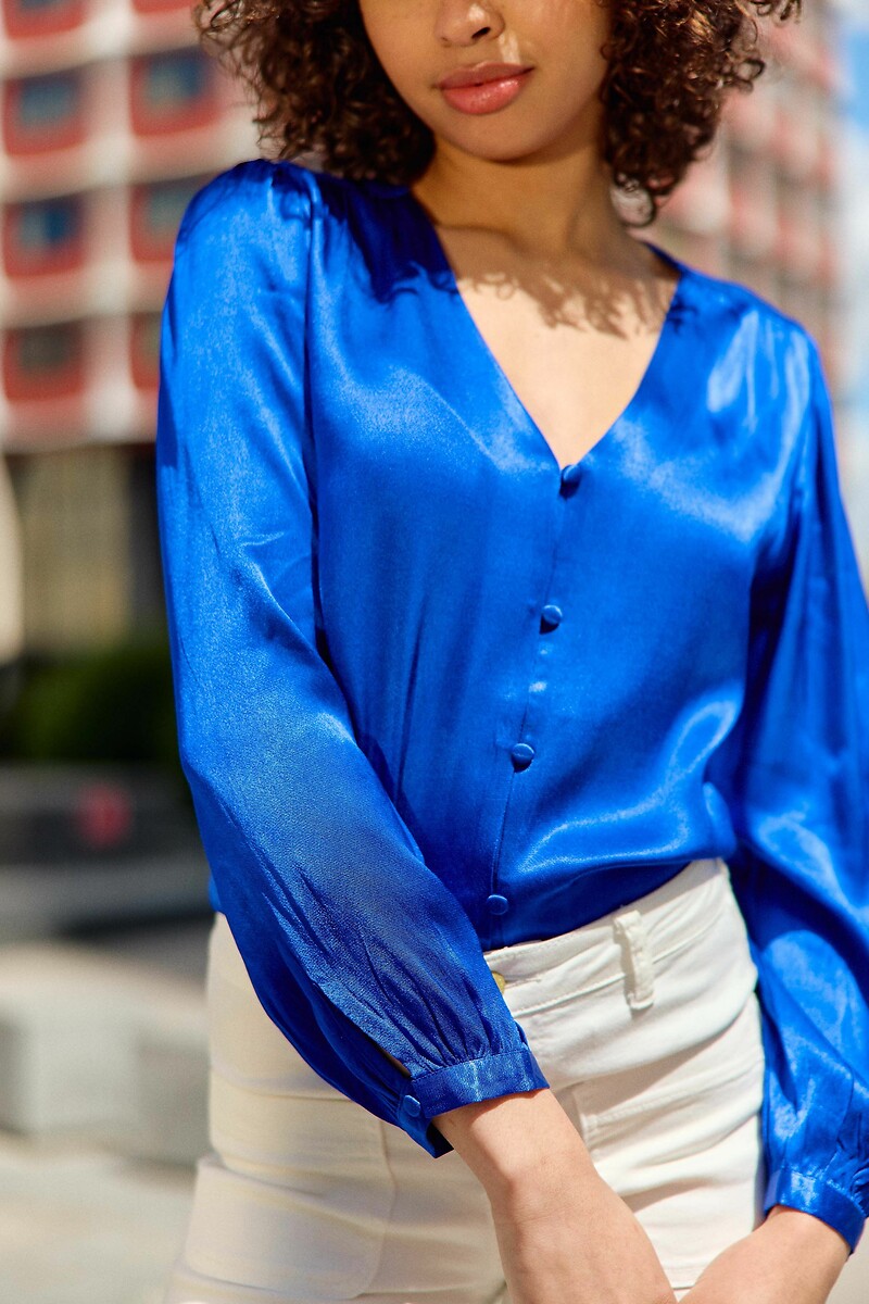 LA PETITE ETOILE<br>Blusa de cetim com mangas compridas BIANCA