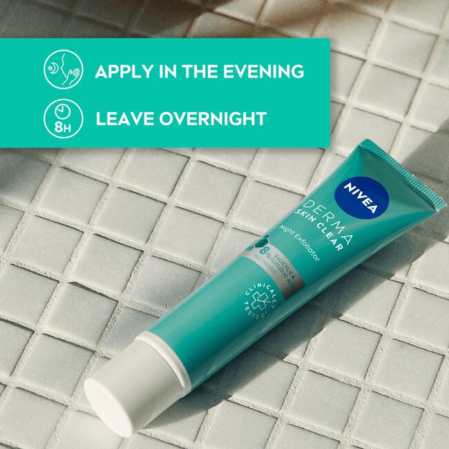 NIVEA Derma Skin Clear Night Exfoliator 40 ML
