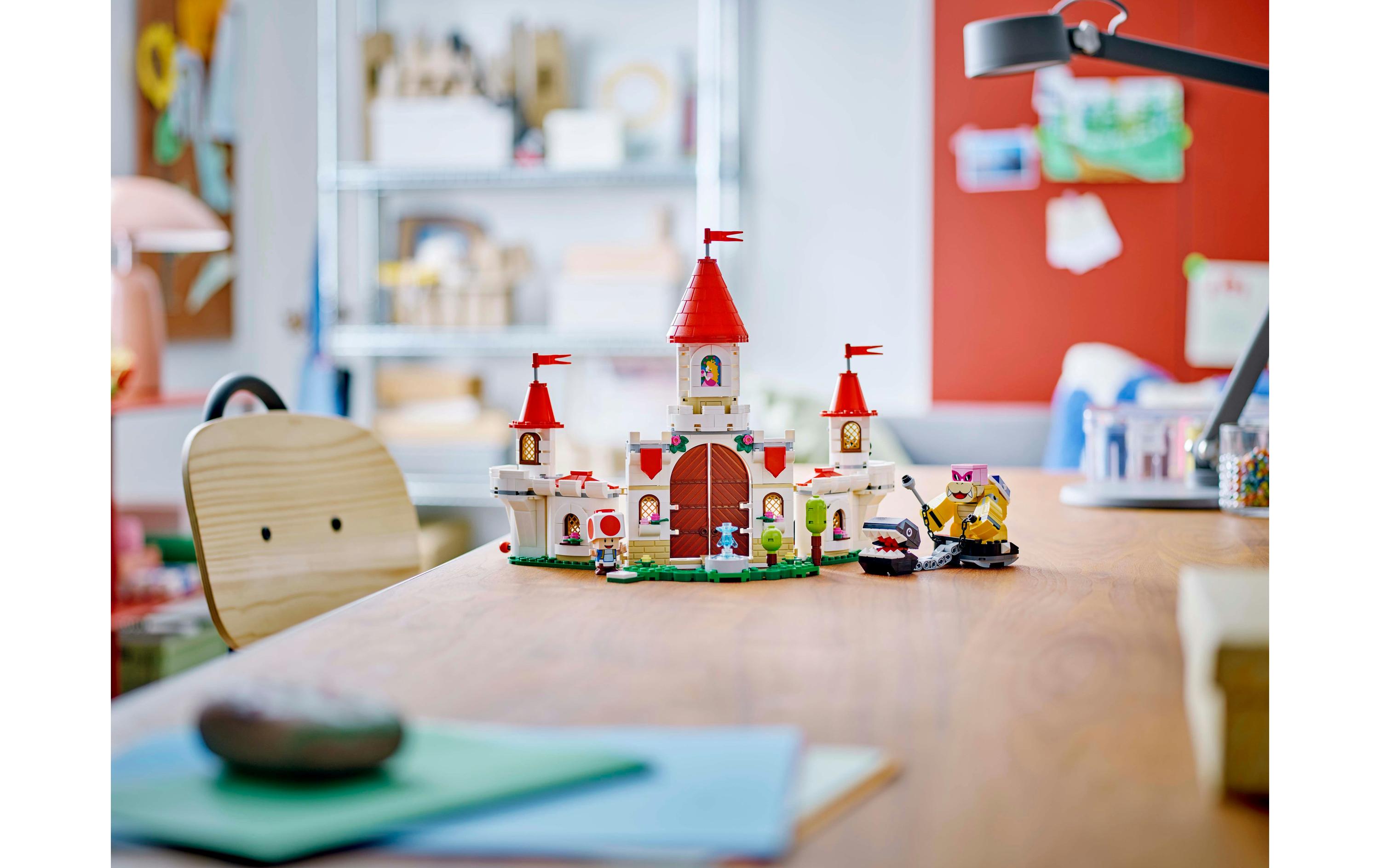 Super Mario Showdown mit Roy beim Pilz-Palast 71435Actionspielset mit Prinzessinnenschloss für Kinder