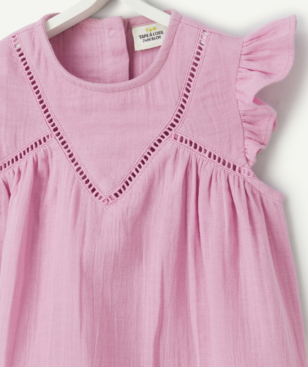 blouse bébé fille en gaze de coton rose avec volants