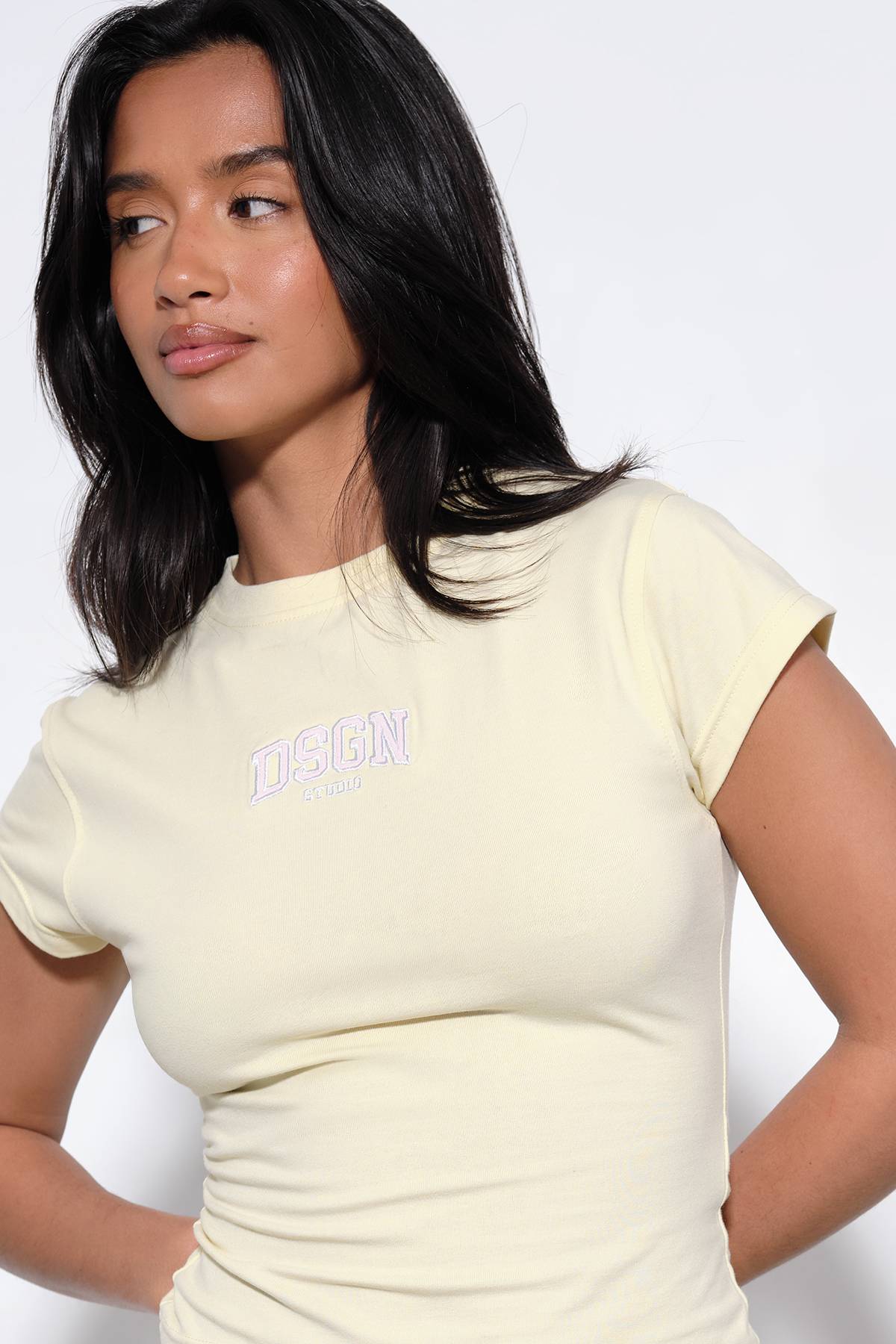 T-shirt Ajusté À Appliqué Collegiate Dsgn Studio