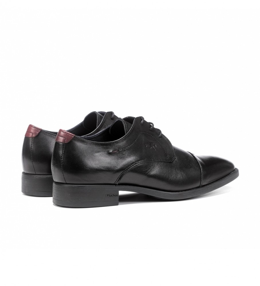 Sapatos Fluchos Luke F1055 em couro preto