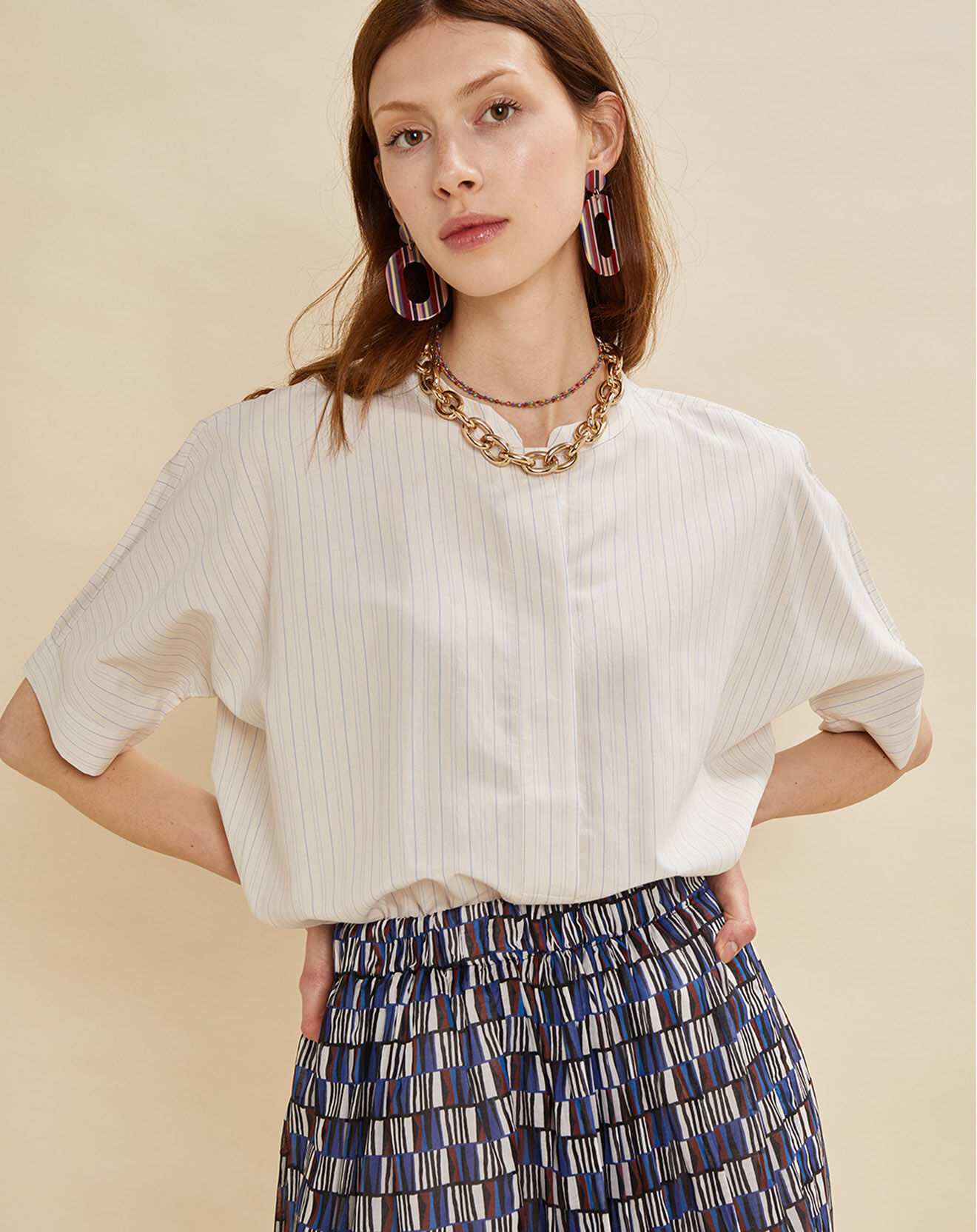 Chloé Stora Blouse Bianc à fines rayures écru/bleu