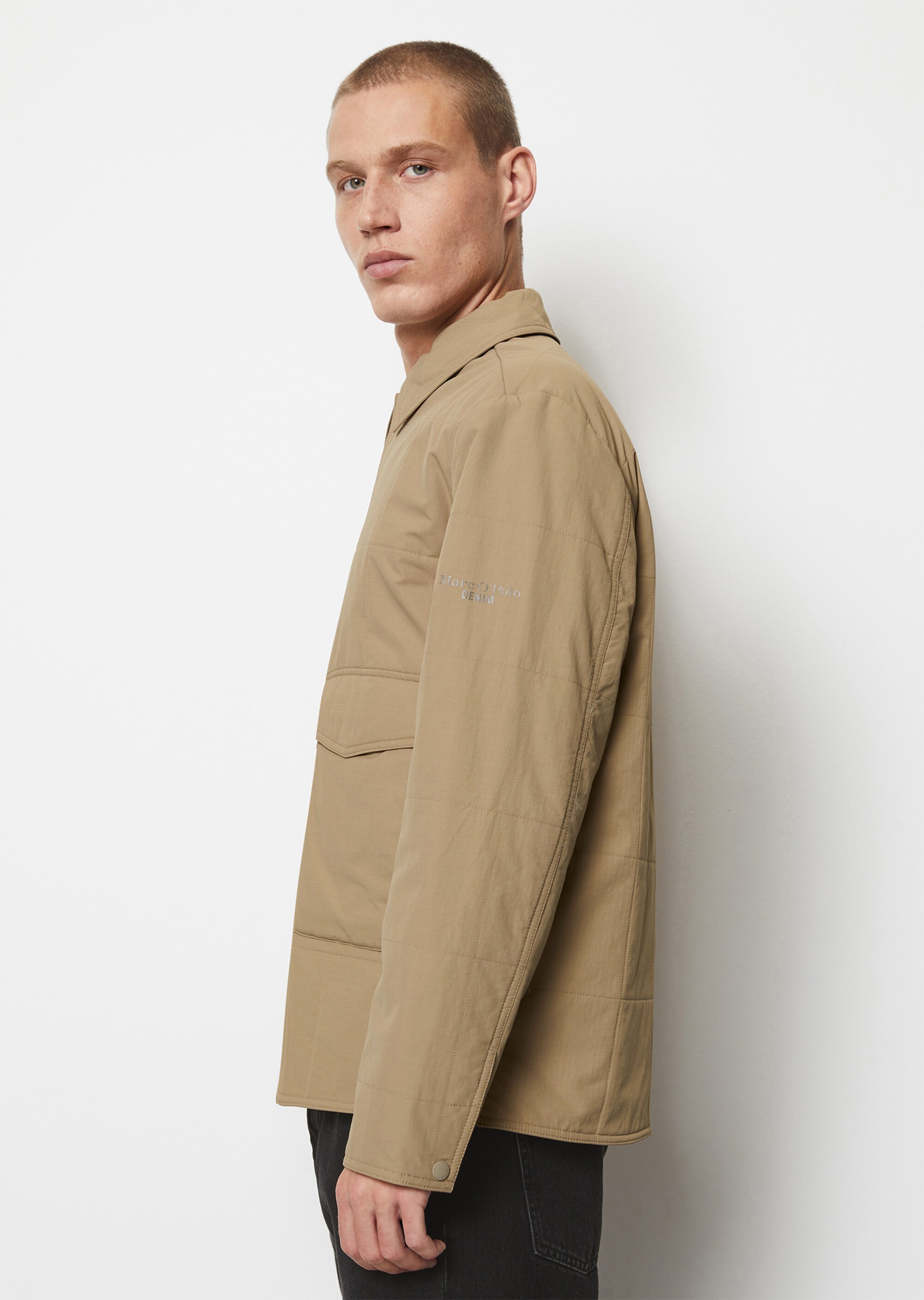 Wattiertes Overshirt in wasserabweisender Ripstop-Qualität
