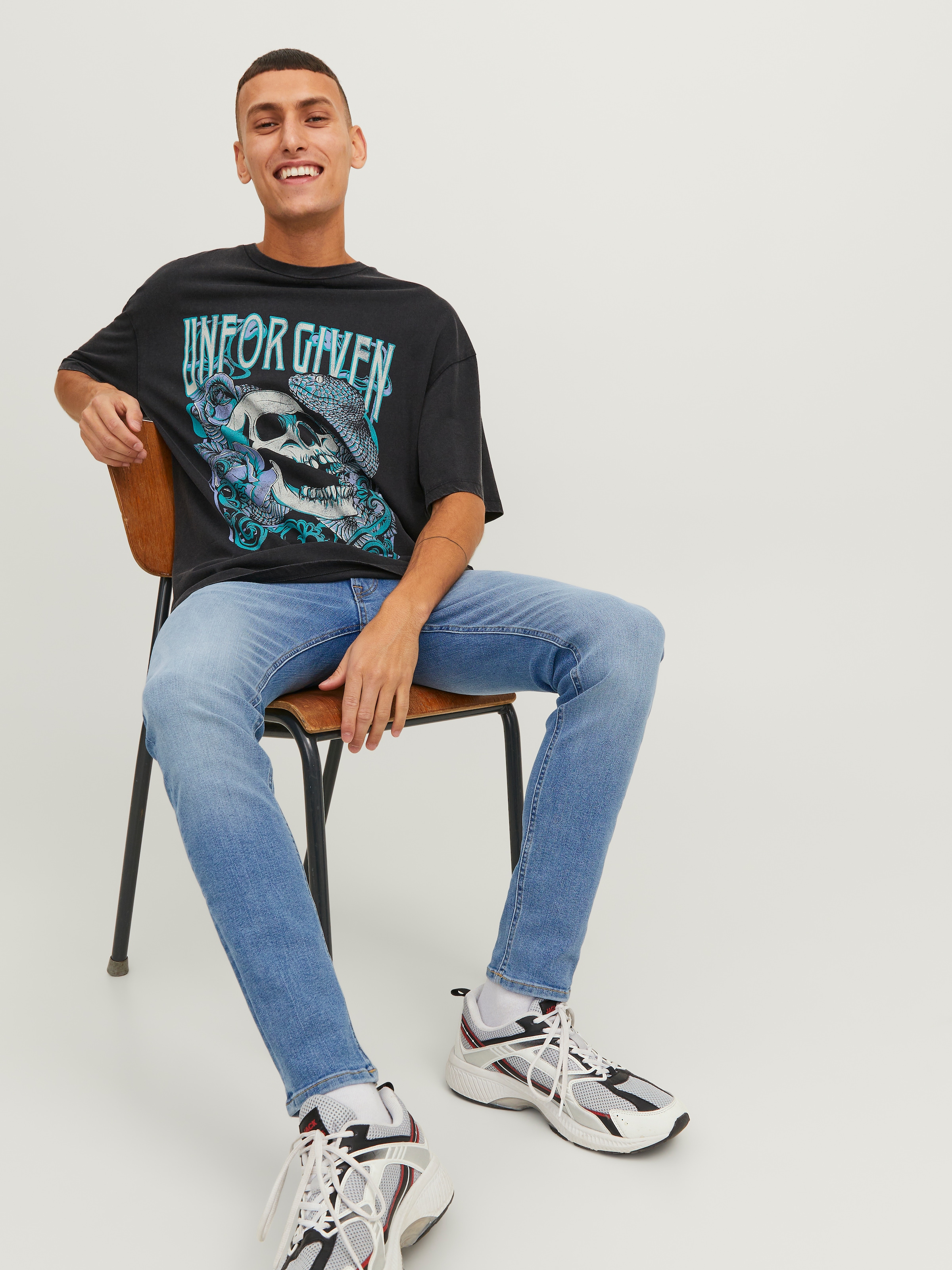 Jack & Jones Skinny-fit-Jeans »JJILIAM  Skinny Jeans mit Used-Waschung für schlanke Silhouette«, Abriebeffekte, modisch, skinny fit, Baumwollmischung,