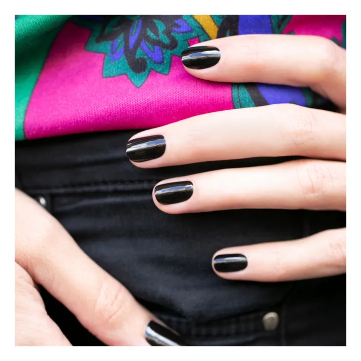 Manucurist Vernis à ongles Green - 15 ml | Licorice