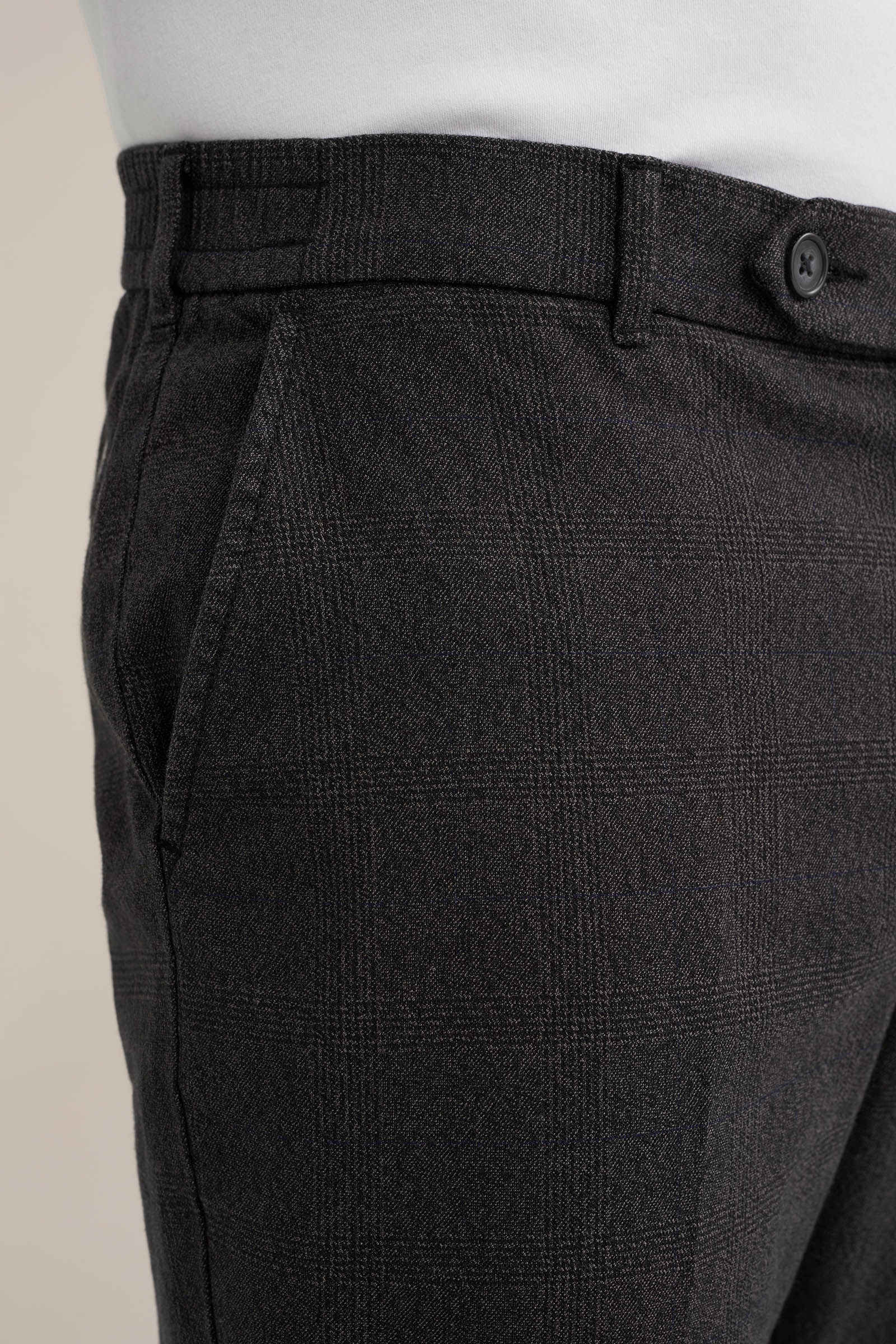 tapered fit pantalon met dessin WE Fashion Zwart