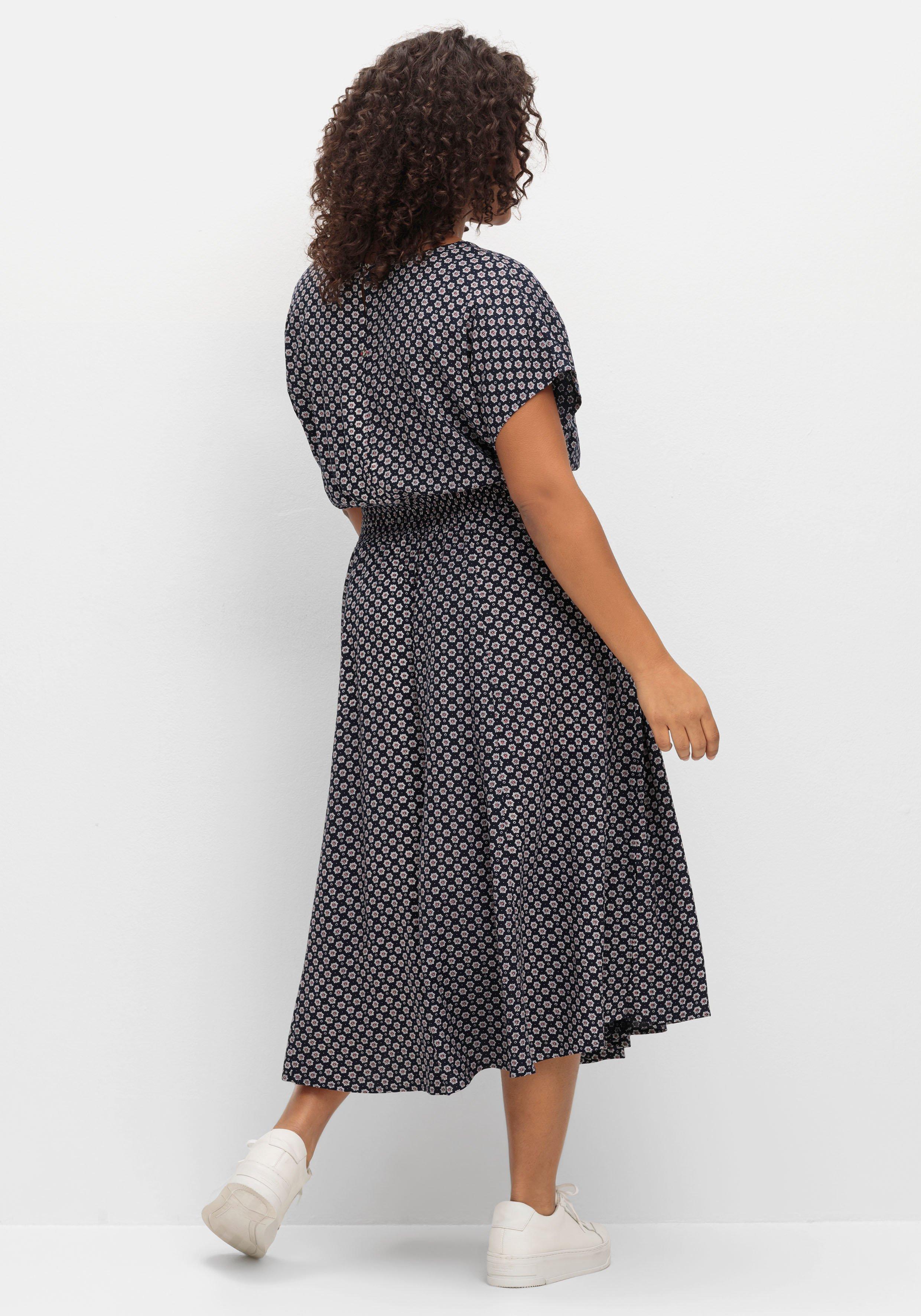Kleid mit Blumenprint und Smokbund