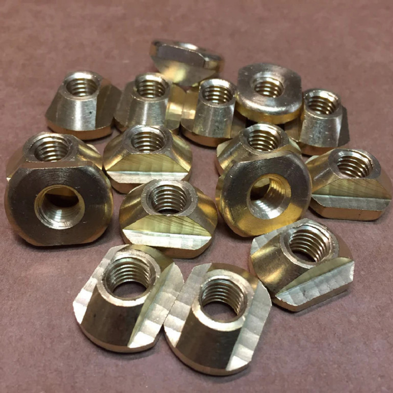 LOT DE 4 TRACK NUTS POUR FOIL - M8