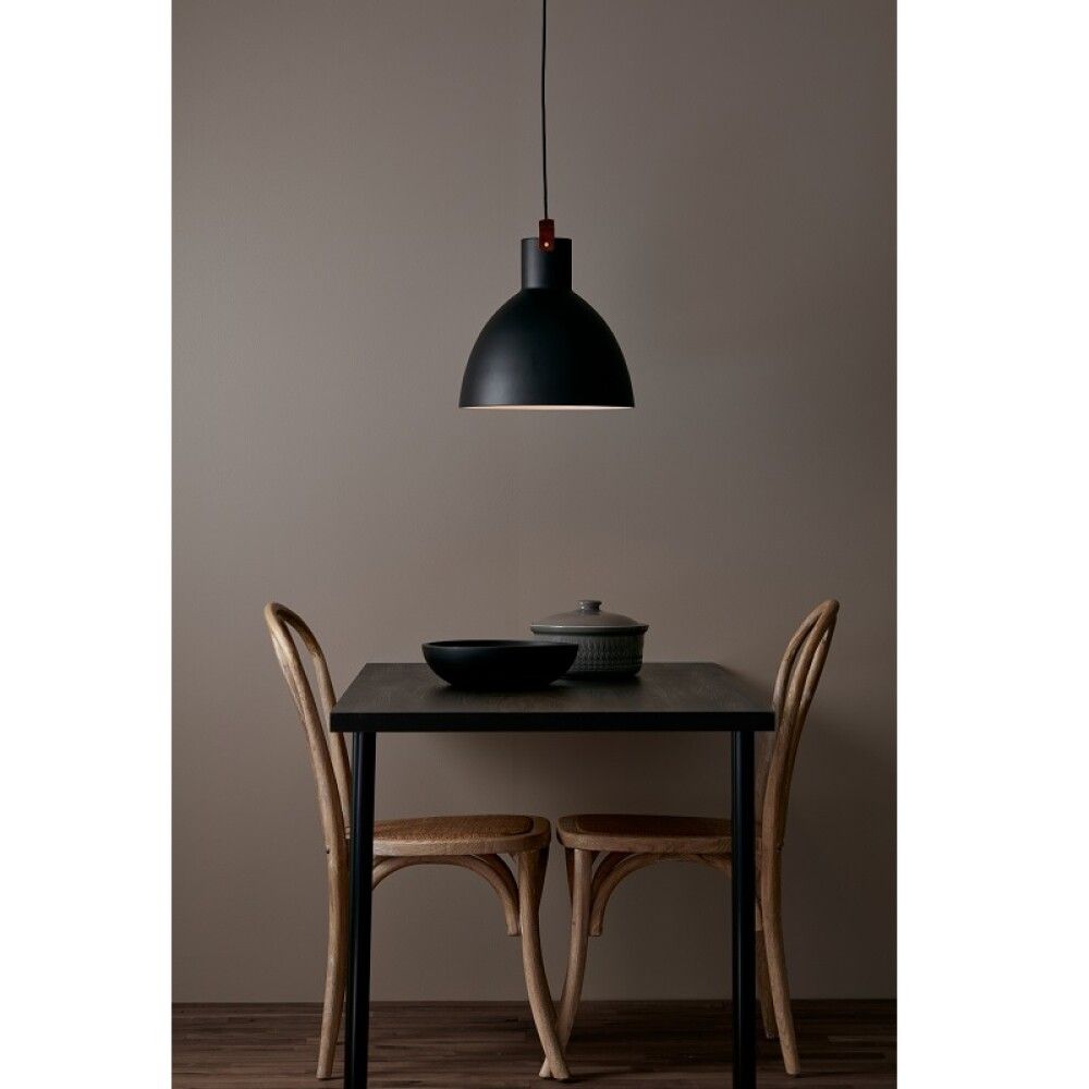 TAKLAMPE MARKSLÖJD EAGLE PENDEL SVART LARGE