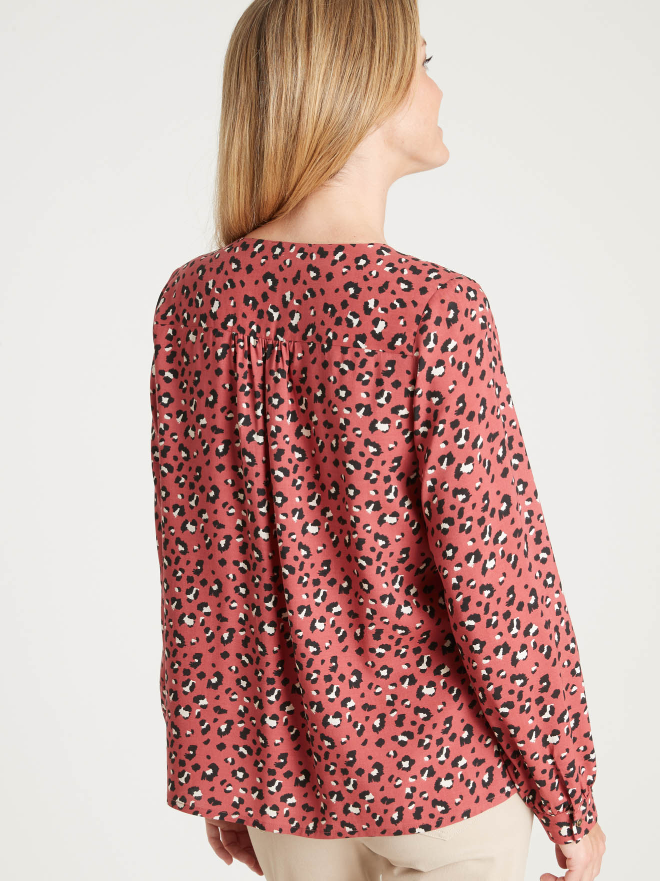 Blouse fluide encolure V