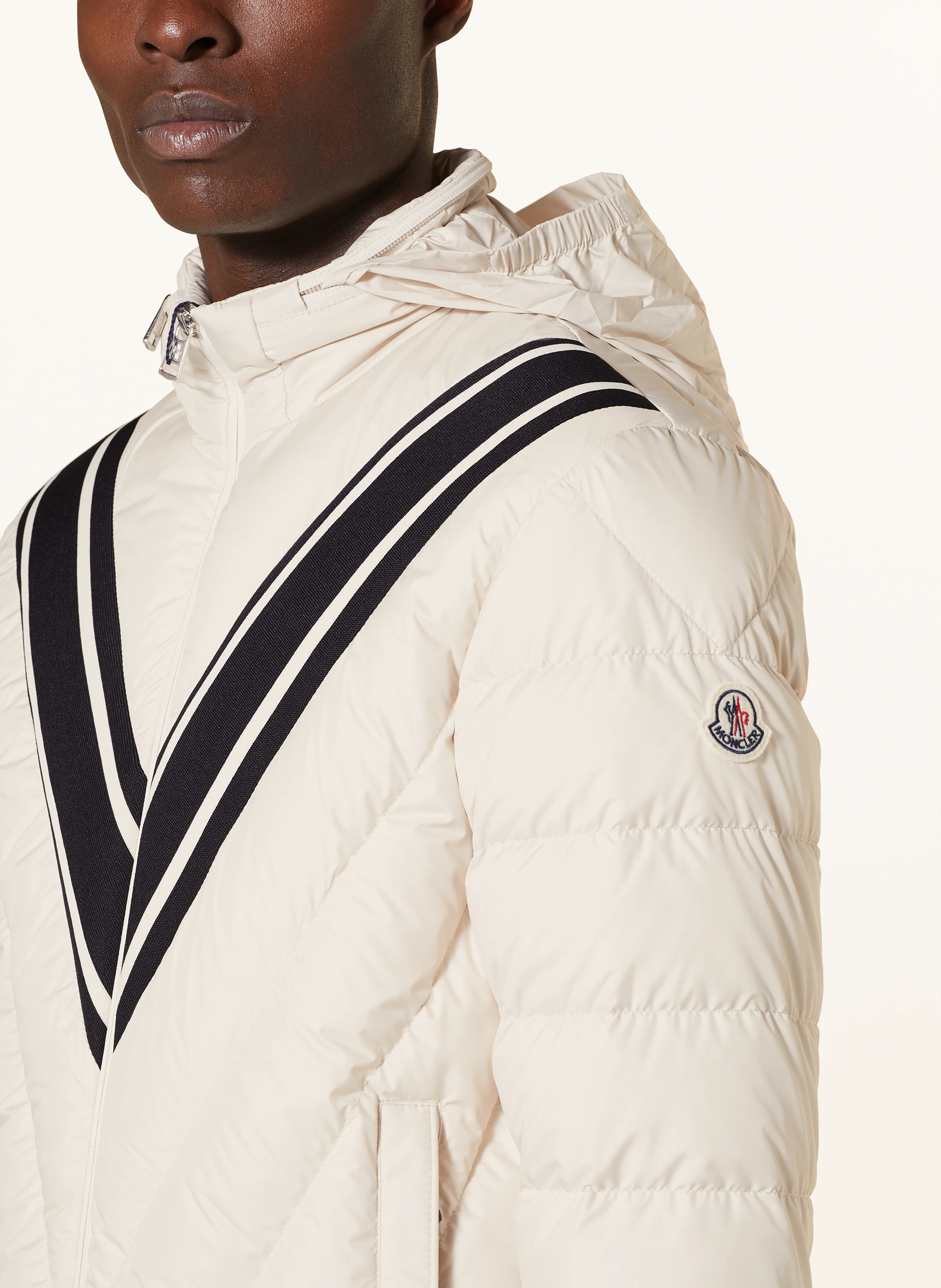 MONCLER Daunenjacke BARROT